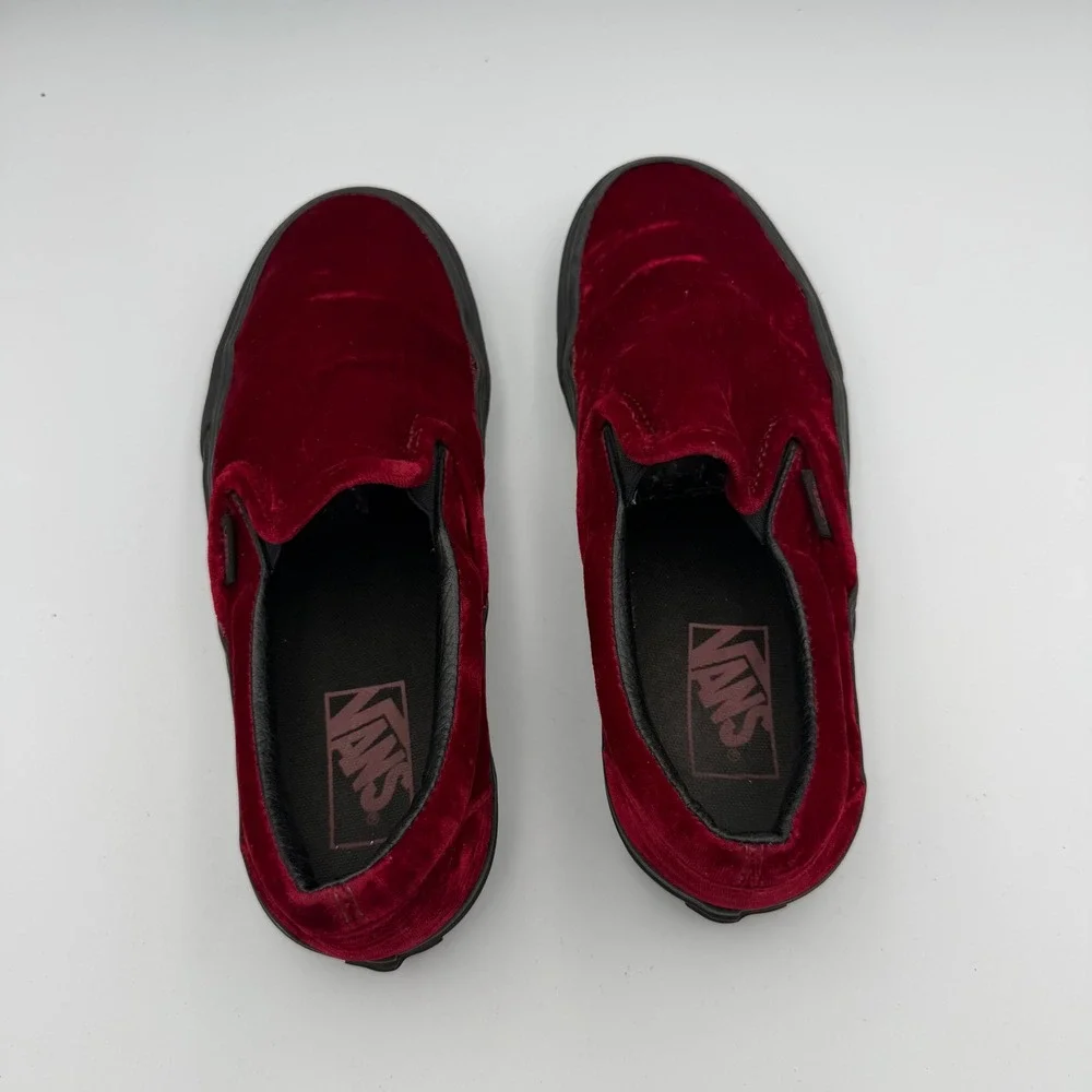 Vans Classic Slip On Womens 8 Red Excellent Velvet